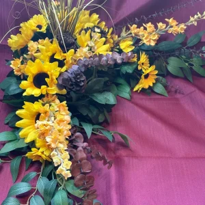Sunflowers and Pine Cones Swag