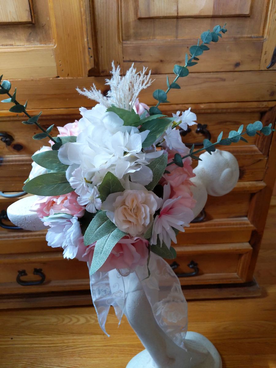 Summer Love 4 Piece Wedding Flowers Package - Image 8